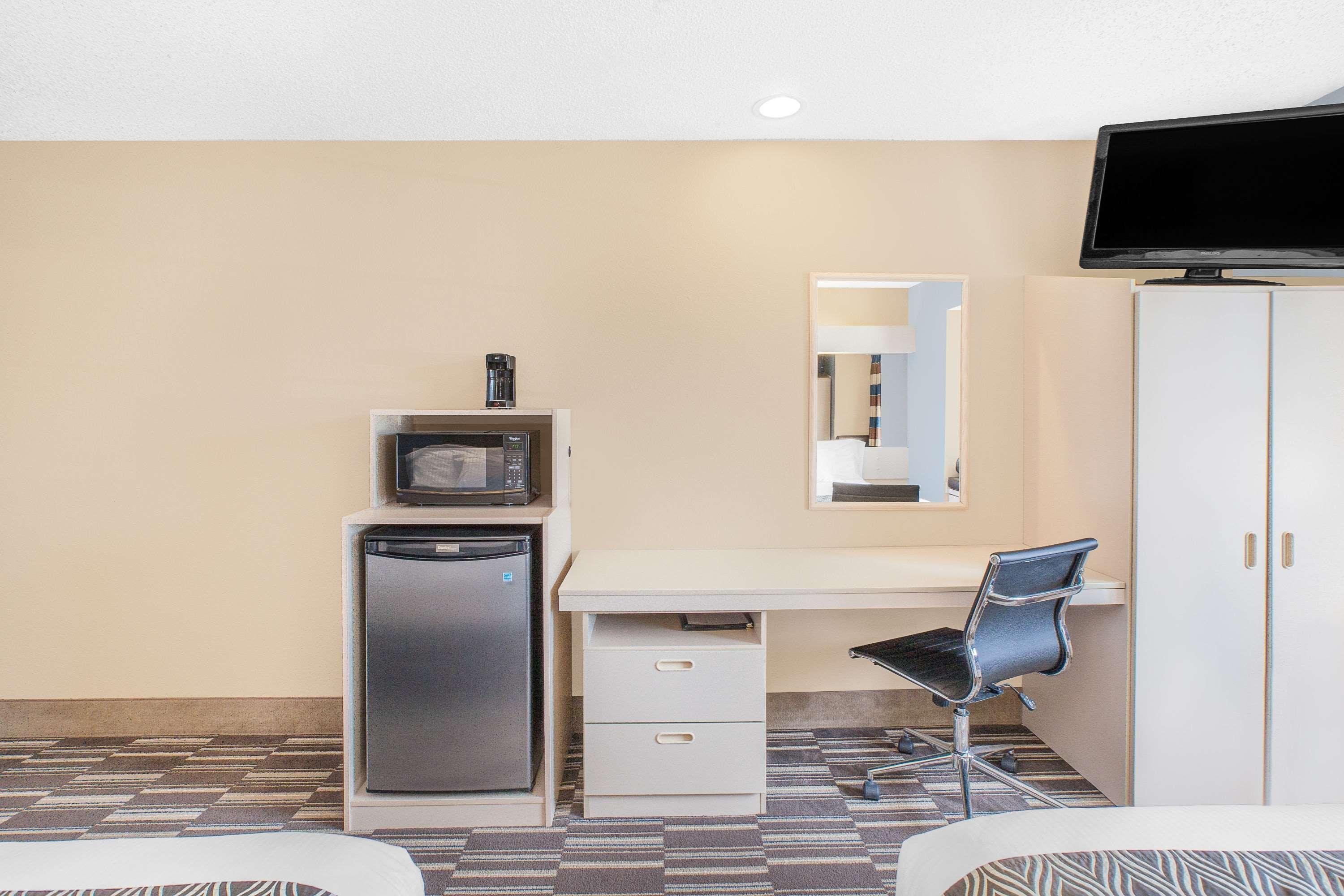 Microtel Inn And Suites Clear Lake Quarto foto